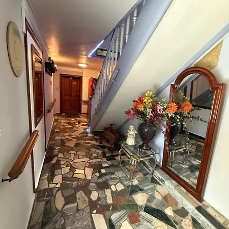 Am Tiefen Guest house 3*