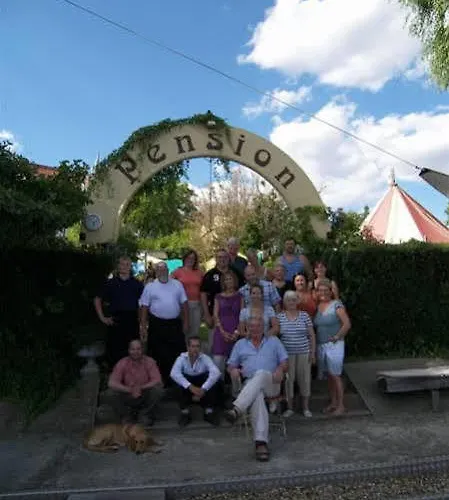 Casa de hóspedes Am Tiefen 3*